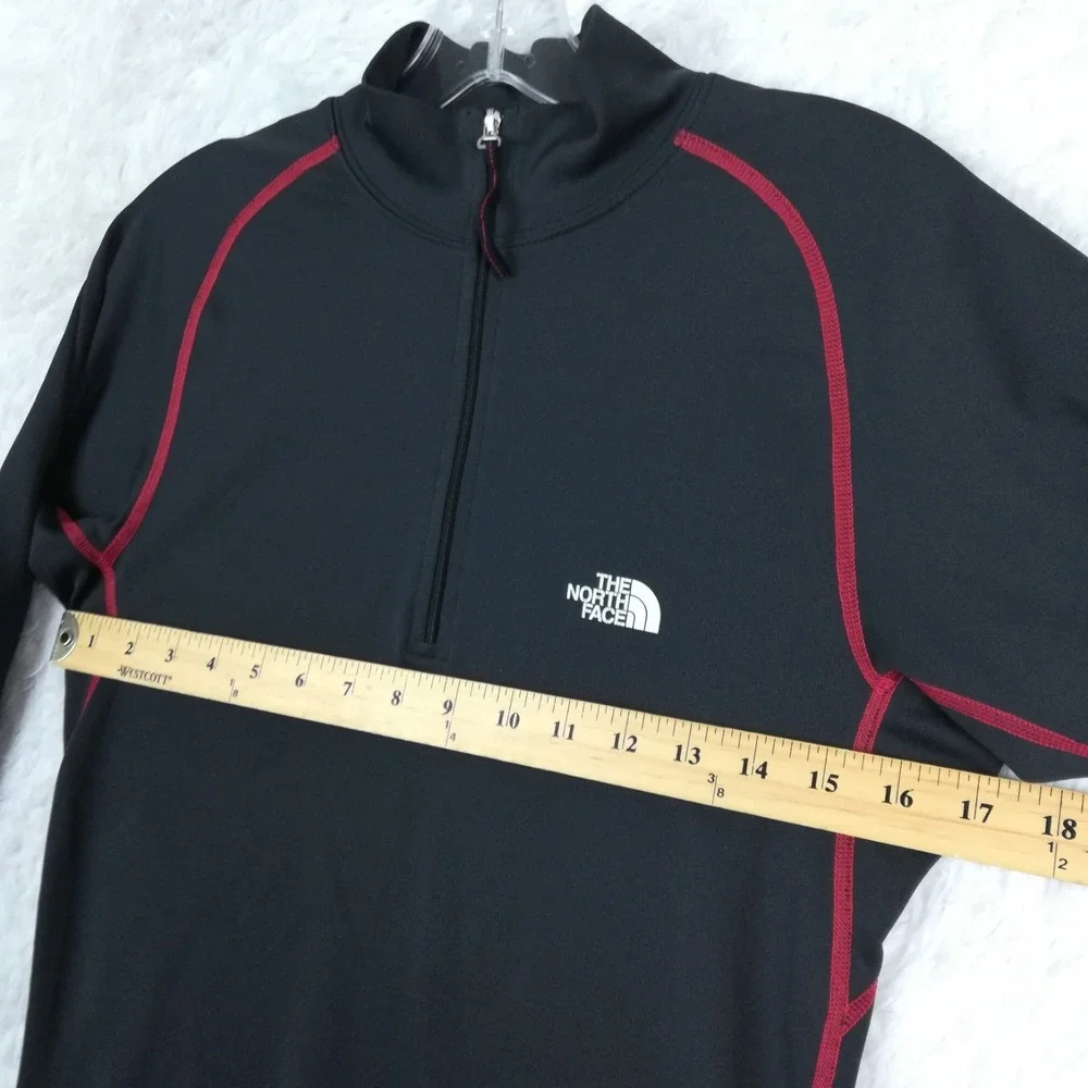 The North Face Mens Shirt 1/4 Zip  Raglan Sleeve Black Red‎ Trim Baselayer S